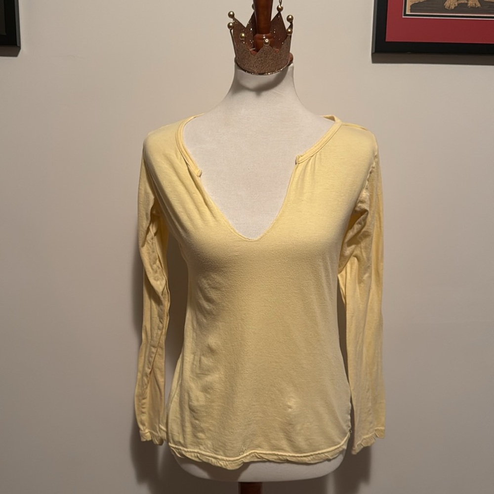 Yellow Top - Picture 2 of 6
